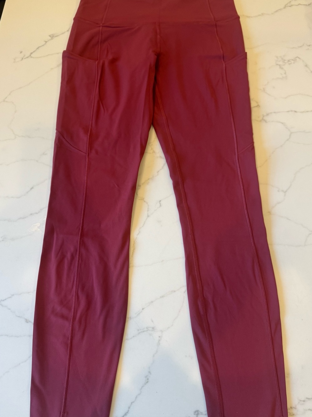 Lululemon 25” Fast N Free Performance Leggings Maroon size 6